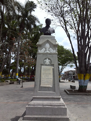 Monumento A Padre Fco. Antonio Campo