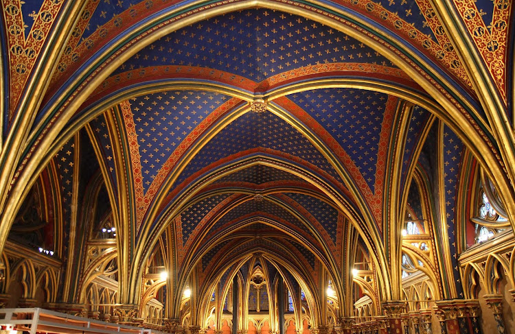 Panoramic of the lower chapel ceiling of Sainte-Chapelle, or La Santa Capilla, in Paris.  