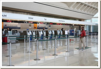 OntarioAirportCheckIn