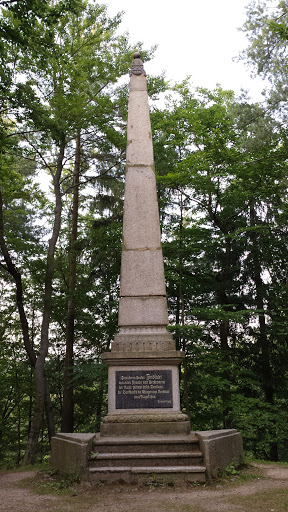 Findlanteruv Obelisk