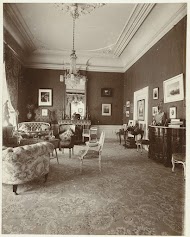 Kamer met zithoek en salontafel in landgoed De Wildbaan, Driebergen