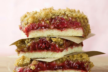 Raspberry Crumble Squares