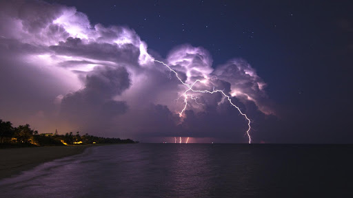 Storm HD Live Wallpaper