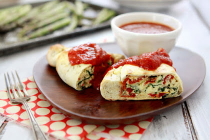 10 Best Mozzarella And Ricotta Cheese Calzone Recipes Yummly