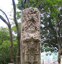 Réplica Estela Maya