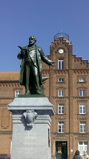 Monument Jean Baptiste André Godin