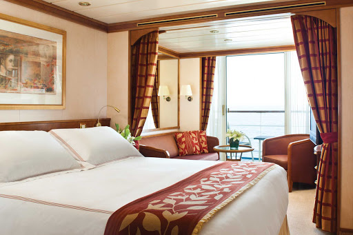 Regent-Seven-Seas-Mariner-Deluxe-Veranda-Suite - Wake up in your European king-size bed to an uninterrupted view when staying in Seven Seas Mariner's 301-square-foot Deluxe Veranda Suite.