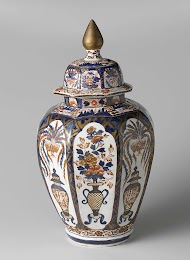 Pot met deksel, onderdeel van een kaststel