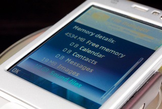 [sandisk16gbarehere3_3[4].jpg]