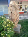 Estatua A La Virgen De Guadalupe