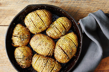 Hasselback Potato Skillet Bake