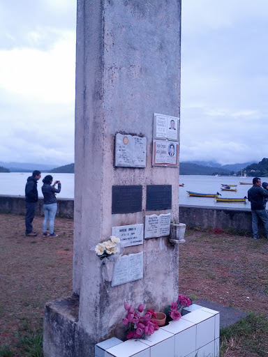 Monumento Pescadores Desaparecidos De Naufragios