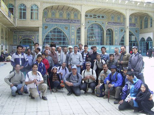 گروه کوهنوردی پژوهشکده در امامزاده داوود(ع) 