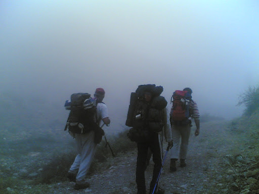 مسیر مه آلود منطقه طراوت طبیعت - ستوده 870315