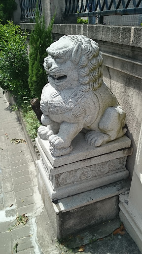 新慶村石獅子
