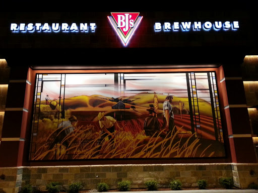 BJ's Restaurant Brewhouse Mural
