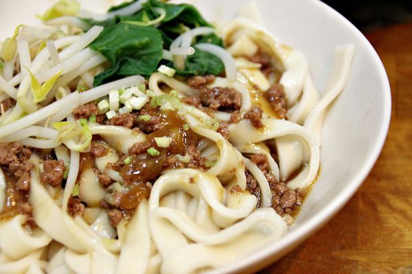 【士官長家常麵】紹子肉醬等特色麵