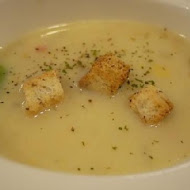 憲賣咖啡(華美店)