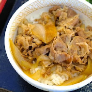 すき家SUKIYA日本平價牛丼