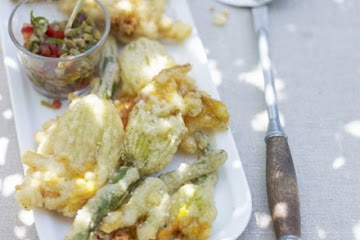 Stuffed courgette flowers with olive dressing