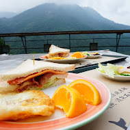 石上湯屋渡假村