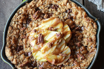 Oatmeal Chocolate Chunk Salted Coffee Caramel Apple Skillet Cookie
