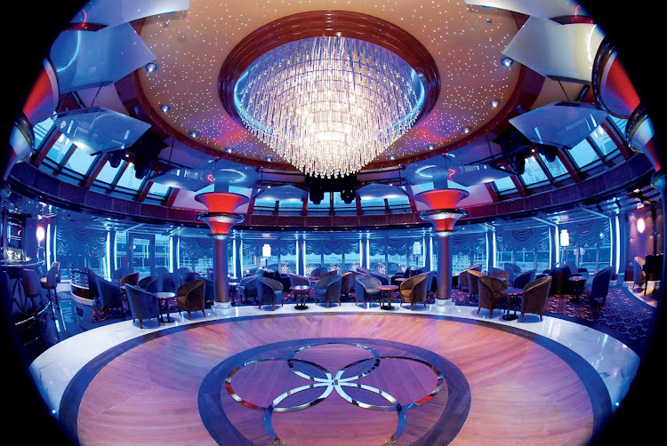 Dance the night away to live bands in the Hemispheres lounge aboard Queen Victoria.