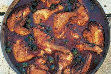 Hunter's chicken stew (Pollo alla cacciatora)