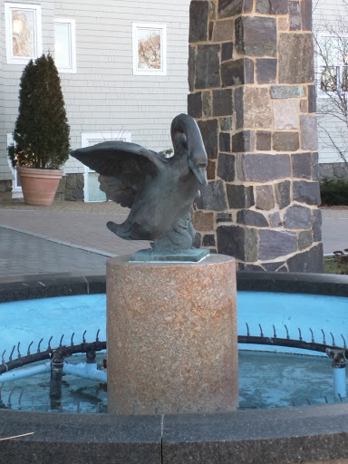 Swan Statue and Fountain