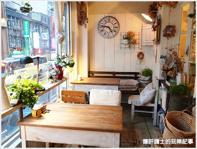黑兔兔散步生活屋 暫離城市喧擾的咖啡館
