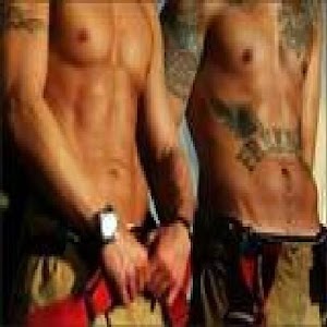 Sexy Fireman Wallpaper Free.apk 1.63