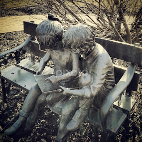 Reading is fundamental by Dianne Collins - Buildings & Architecture Statues & Monuments