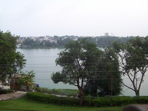 [bhopal view from esquire appartments[4].jpg]