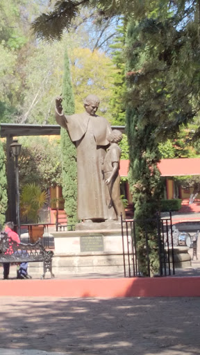 Estátua Don Bosco Y Domingo Savio