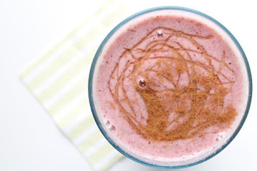 Strawberry Flax Morning Smoothie