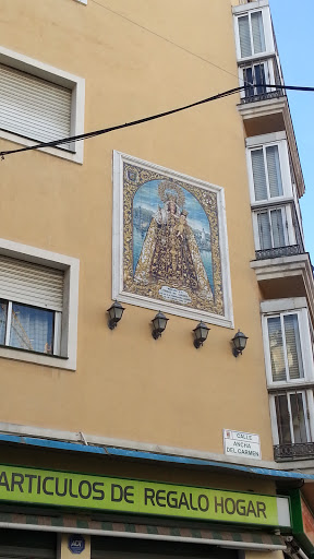Málaga a la Virgen del Carmen