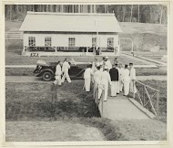 Aankomst van een groep militairen