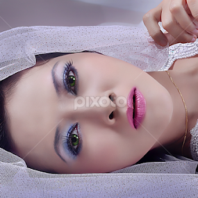 gjhj by Omen egp II - People Portraits of Women