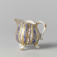 Melkkan met verticale banden