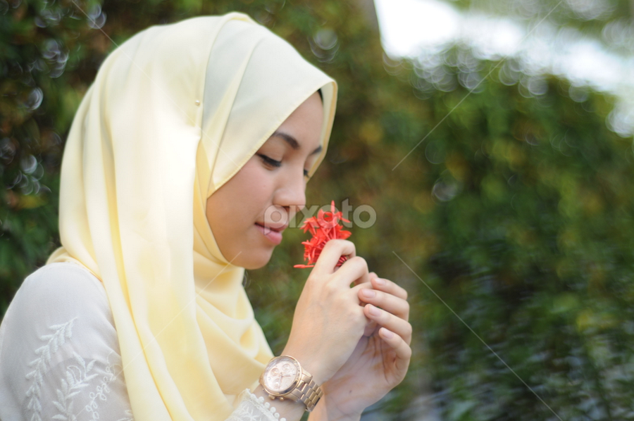 Portraiture of Qistina Shah by Shahrul Izzat - People Portraits of Women
