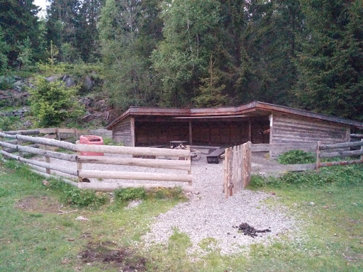 Flåbekk gapahuk