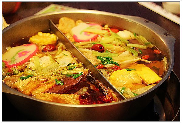 淡水碼頭水果養生鍋