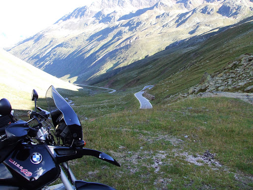Timmelsjoch%20AT%20side%205.JPG