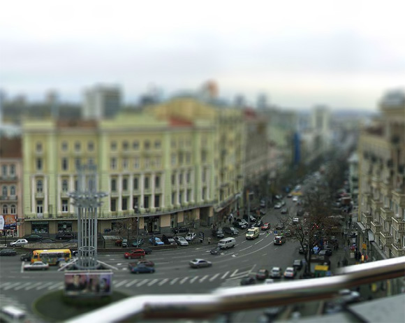 площать в Киеве - миниатюрное изображение