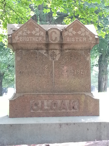 Cloak Memorial 1920