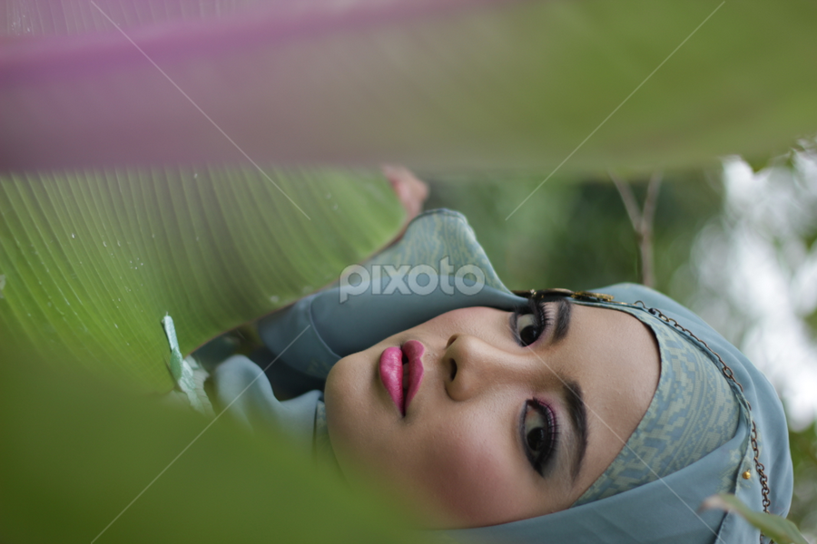 by Ni Sa - People Fashion