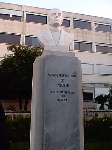 Estátua Padre Baltazar de Carvalho