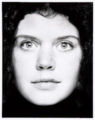 Portret van Suzanne Roelofs, studente - geboren te Leek, 1978