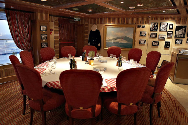 Dine at the Captain’s Table of Cucina del Capitano during your Carnival cruise.