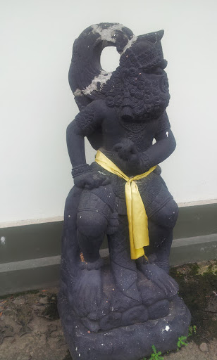 Anoman Kiri Statue